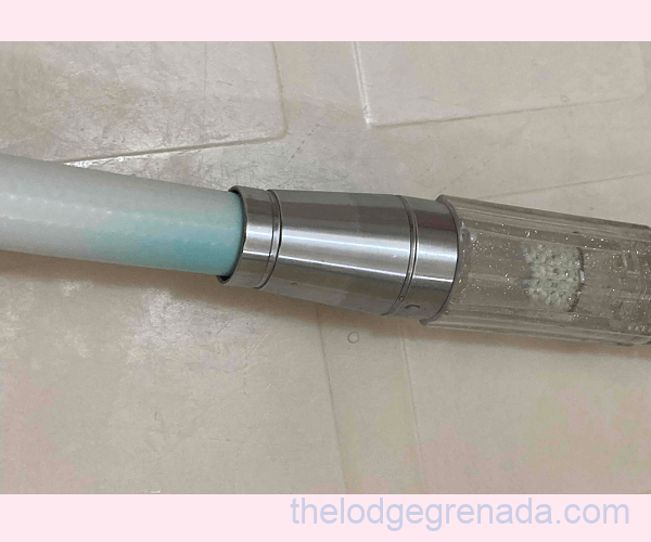 シャワーホースの汚れ