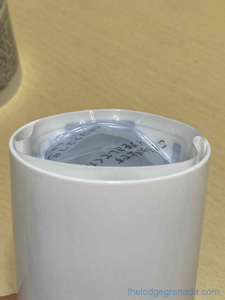 詰め替えパウチをセットする